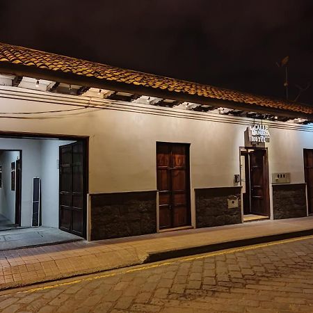 Hotel Calle Angosta Cuenca Exterior photo